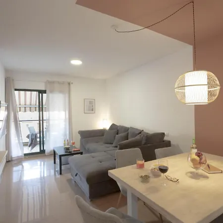 1 Bellamar Bright La Caleta